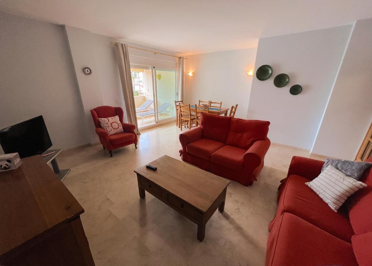 3 Bed Las Petunias, San Pedro Marbella Eksteriør billede